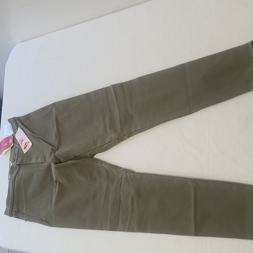 Levi's army green skinny jeans size small